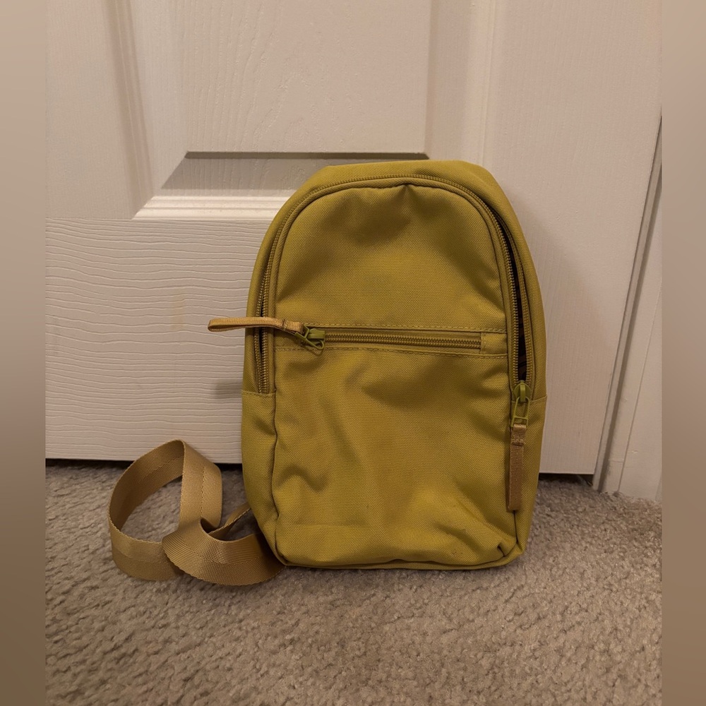 Vera Bradley Crossbody/ Sling Bag